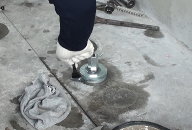 樹脂の除去・清掃